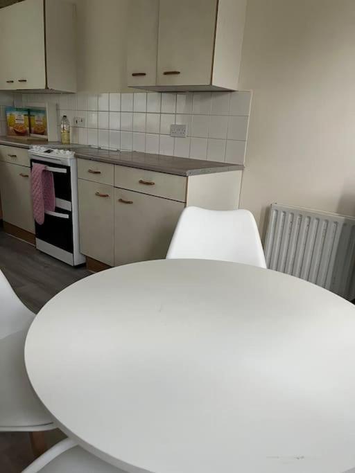 플럼스테드 Extra Large House In Woolwich 빌라 외부 사진