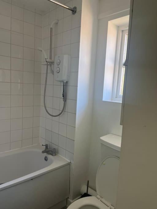 플럼스테드 Extra Large House In Woolwich 빌라 외부 사진