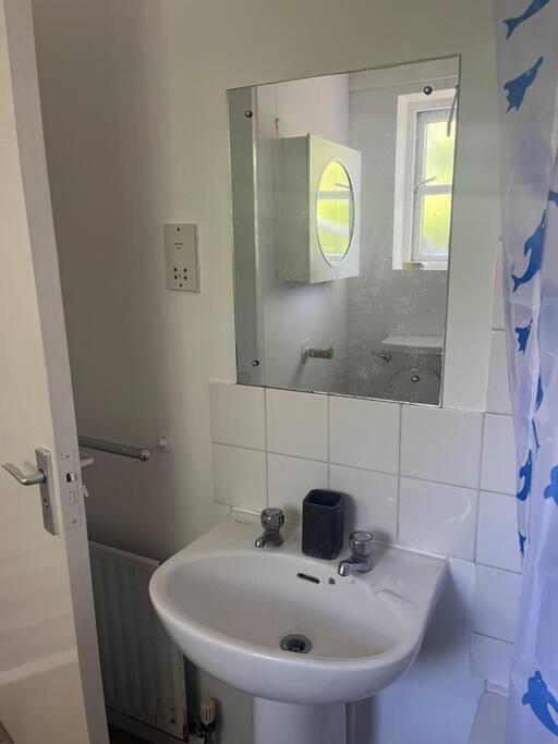 플럼스테드 Extra Large House In Woolwich 빌라 외부 사진